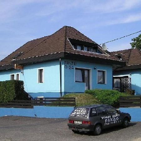 Domino Panzio Bed & Breakfast Alba Regalǎ Exterior foto